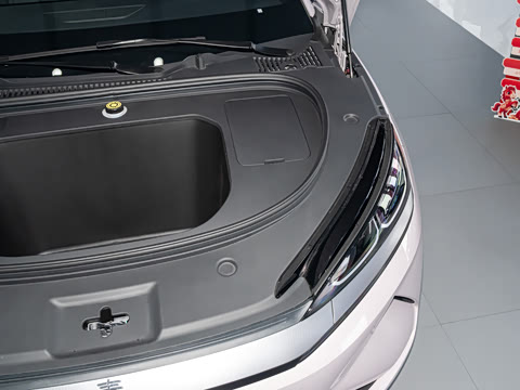 2025�� EV 470KM������