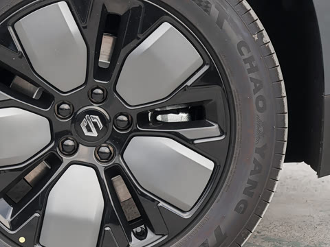 2027�� 660������