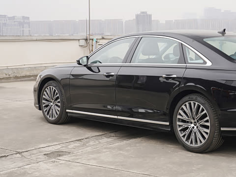 2026�� A8L 50 TFSI quattro ��ѡ��