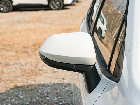 2025�� 1.2T �ȷ��