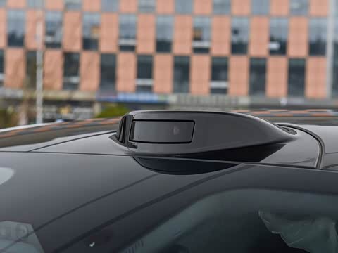 2026�� 225km EM-i Զ�����ǺӰ�