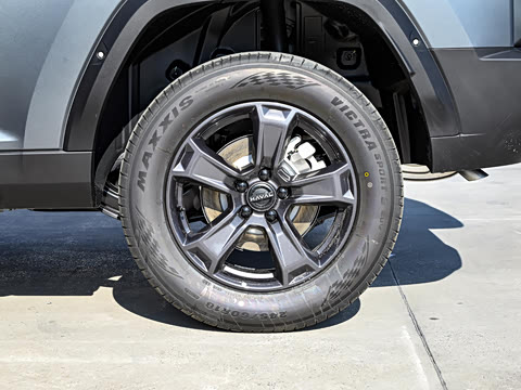 2025�� 2.0T 4WD Pro