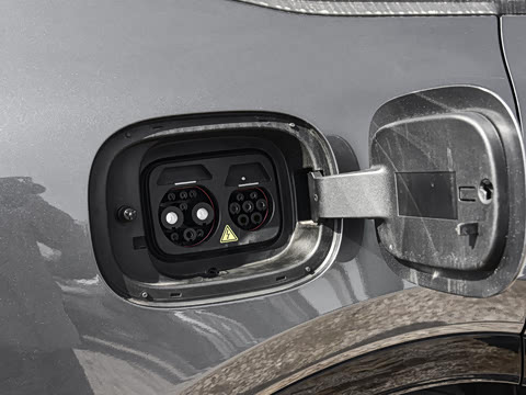 2025�� 215����������