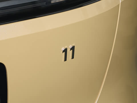 2025�� �Ŀ� Max ���̰�