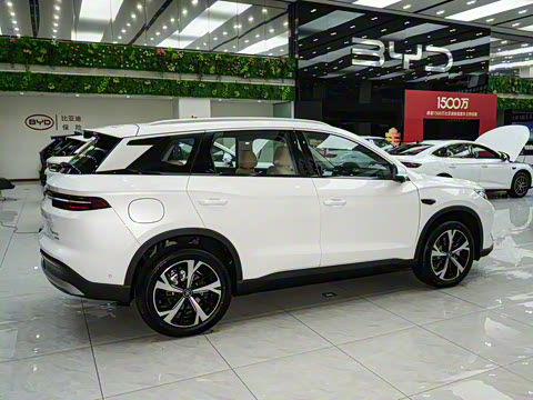 2026�� DM-i 220KM׿Խ��