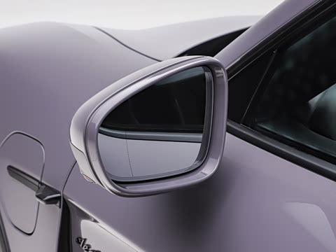 2026�� Taycan 4 Cross Turismo