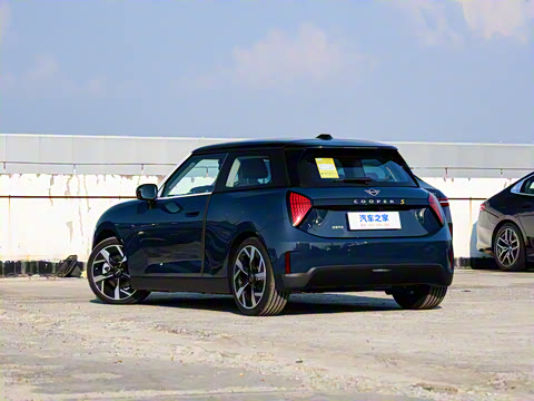 2024�� 452km COOPER SE ������