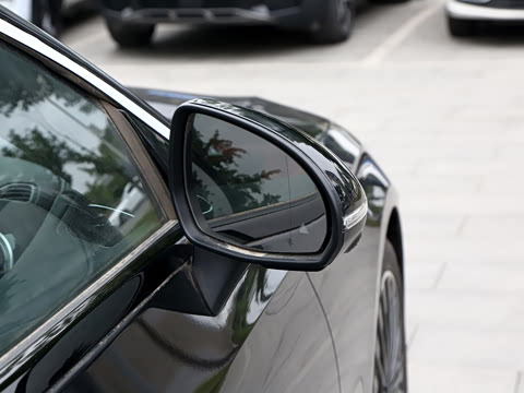 2026�� �Ŀ� CLE 300 4MATIC �����ͽ��ܳ�