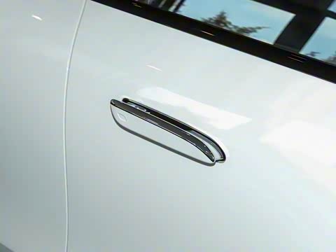 2025�� �Ŀ� E 300 ʱ�����˶���