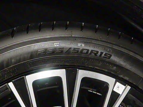 2025�� 300T �����ǹ��