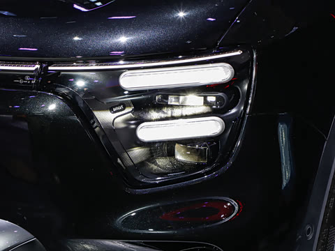 2025�� BRABUS ���ܰ�