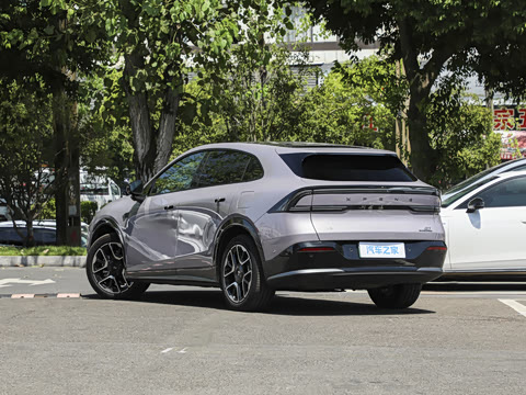 2026�� ���� 1704 Max �콢��