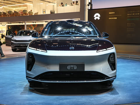 2025�� 102kWh ��ƽ���ر��