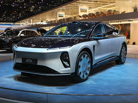 2025�� 102kWh ��ƽ���ر��