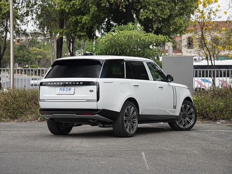 2026�� 3.0 L6 400PS AB�����