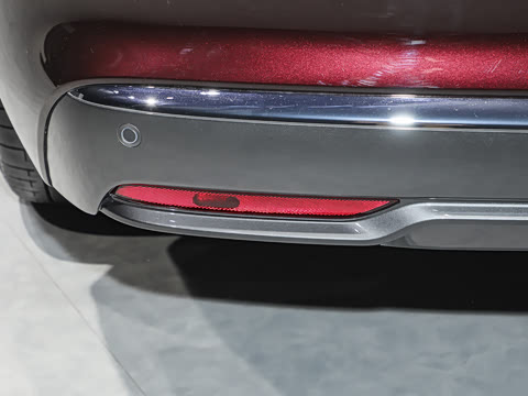 2025�� ���� Ultra�� 53.4kWh 6���� (896�߼����״