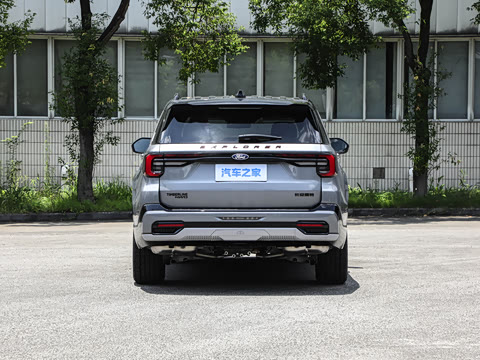 2027�� 2.3T EcoBoost �����۷�� 7��