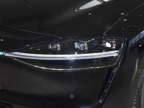 2025�� ���� Max (896�߼����״