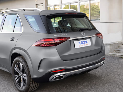 2025�� GLE 400 e 4MATIC