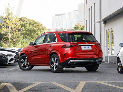 2025�� GLE 400 e 4MATIC