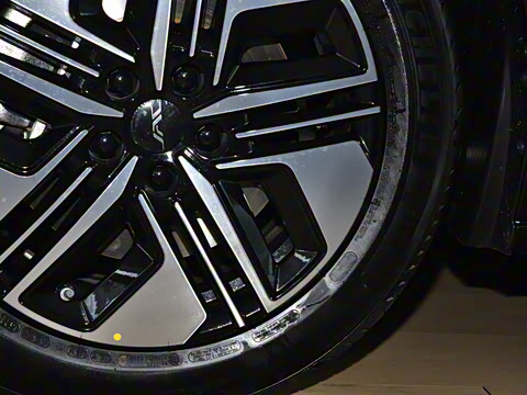 2025�� ���ɰ� 1.5T  252KM �콢L�� ��Ԫ�