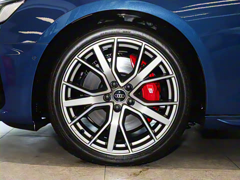 2025�� S4 Avant 3.0TFSI