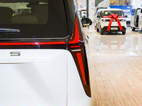 2025�� 2.0T �Զ������� 7��