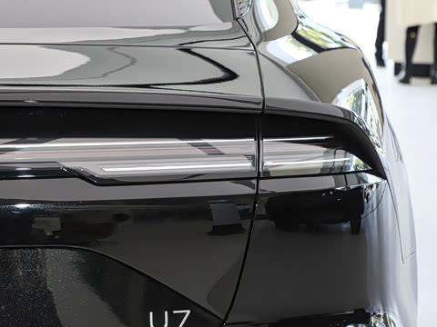 2025�� EV �����콢��