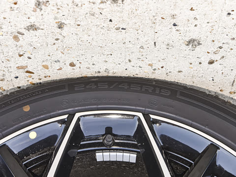 2026�� ������������� 730������