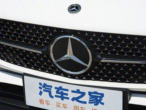 2025�� CLA 260 4MATIC ���ܳ�