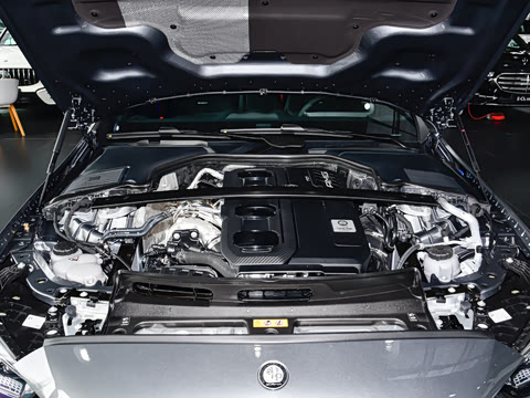 2026�� AMG C 43 4MATIC