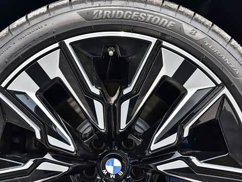 2026�� xDrive30L ������ M�˶���ҹ��װ