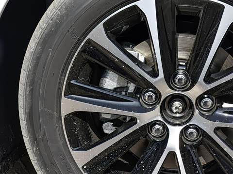 2026�� ����L ���ܵ��˫�� 1.8L ���Ȱ�