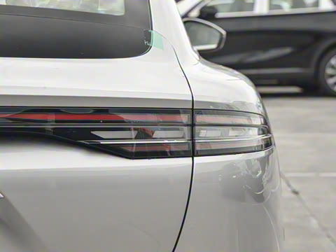 2025�� 260��������������