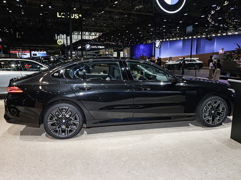 2026�� �Ŀ� 530Li ������ M�˶���װ