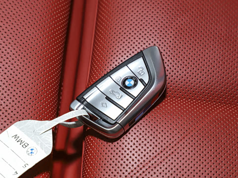 2022�� 840i ˫�Ž��ܳ� M�˶���װ