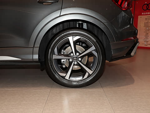 2025�� quattro 45�����ذ� 35TFSI  ��ȡ������