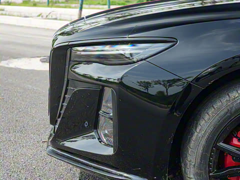 2025�� 2.0T �Զ���Ӱ200���������