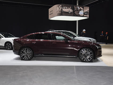 2027�� ˫������������ܰ� Ultra