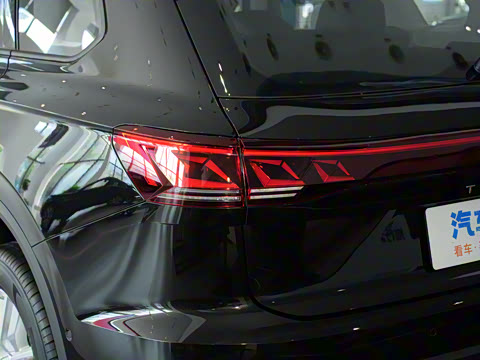 2025�� 2.0TSI ��Խ��