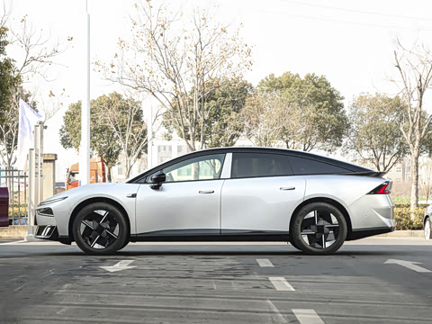 2026�� ���� 615 Max �콢��