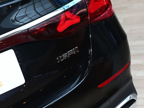 2026�� E 300 L ʱ���˶���