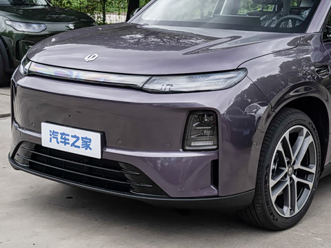 2027�� 660������