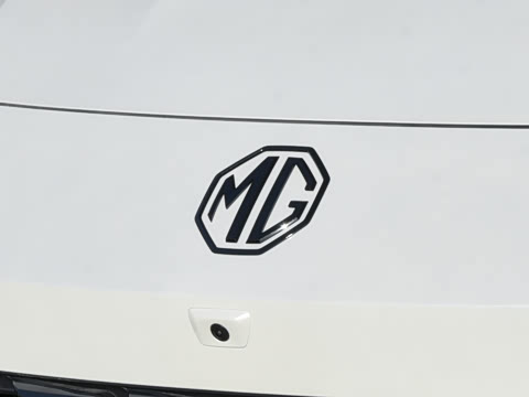 2026�� 2.0T 405 AT������