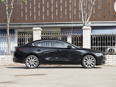 2025�� 2.0L �Զ����Ű�