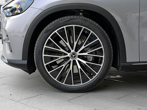 2026�� ����� 400 L 4MATIC