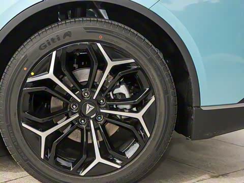 2026�� 240Ultra��ΪǬ��ADS SE��