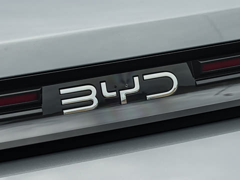 2026�� DM-i 205KM ��Խ��