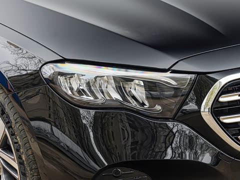 2026�� �Ŀ� E 300 L ʱ����