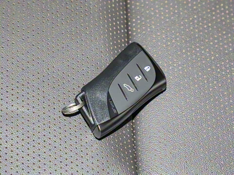 2026�� 350h ����������